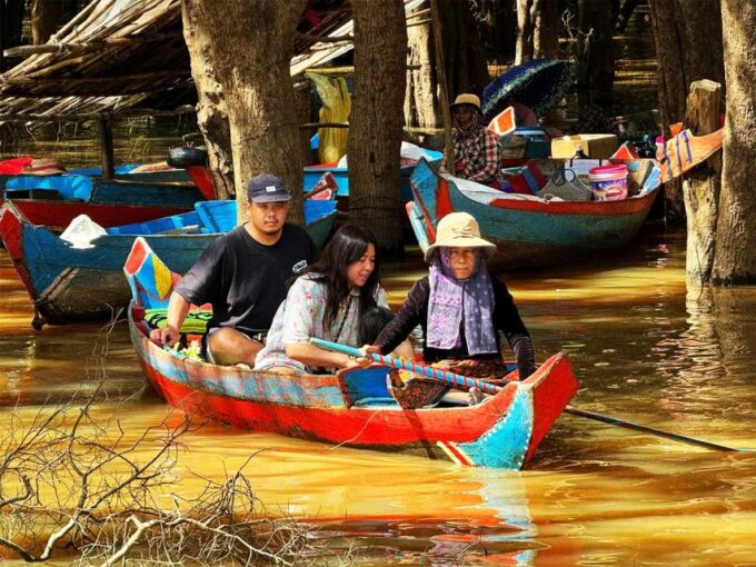KOMPONG KHLEANG LAKE Community-Floating Village - Essential Visitor Information