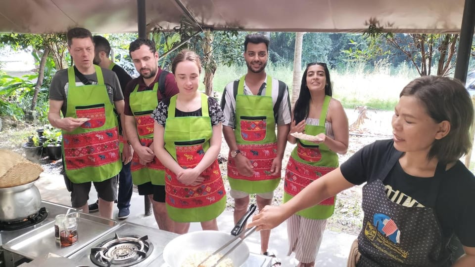 Krabi : Authentic Thai Cooking Class With Market Tour - Exploring Local Market Ingredients