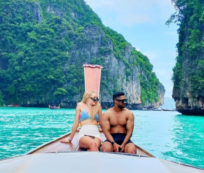 Krabi: Private Long-Tail Boat Tour to Hong Islands - Lading Island