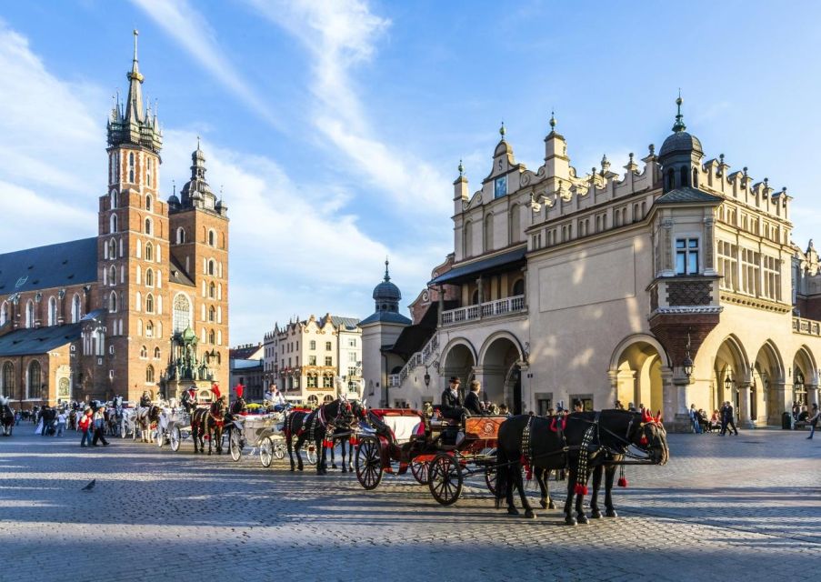 Krakow: Guided Tour of Wawel Hill and St. Marys Basilica - Frequently Asked Questions