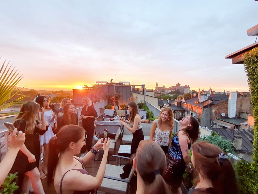 Krakow: Reservation at a Hidden Rooftop Bar With 1 Cocktail - Customer Reviews and Ratings