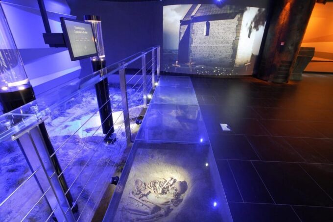 Krakow: Rynek Underground Museum Entrance - Notable Exhibits and Artifacts