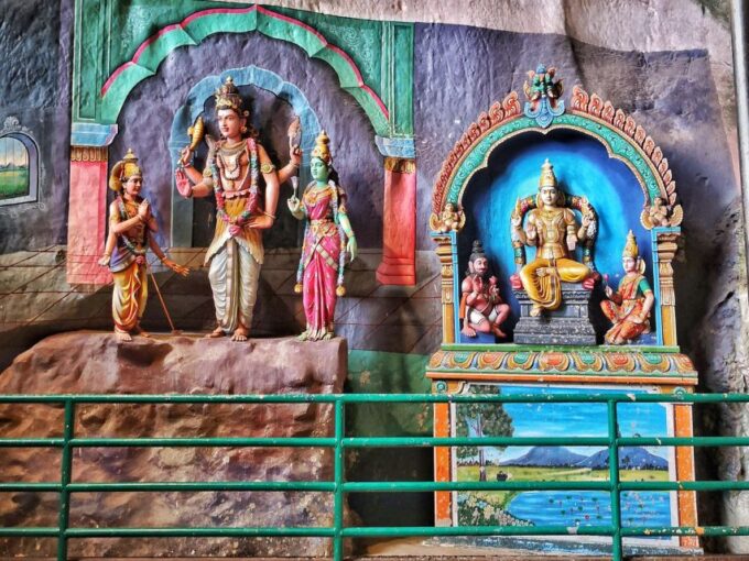Kuala Lumpur: Suburbs and Batu Caves Half-Day Tour - Customer Feedback