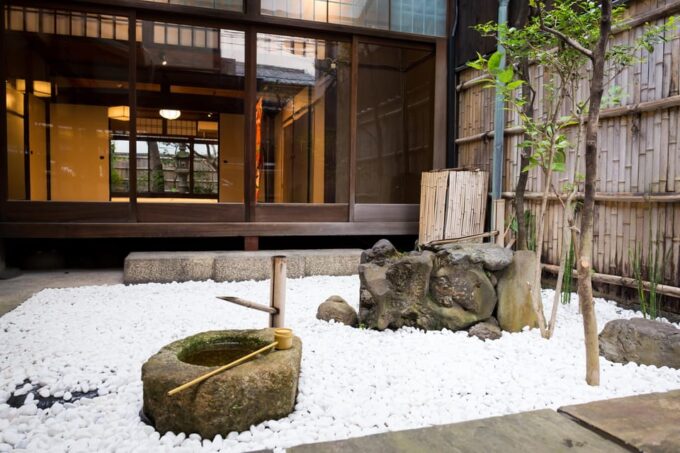 Kyoto: Machiya House Photo Shoot and Kimono Rental - Booking and Cancellation Policy