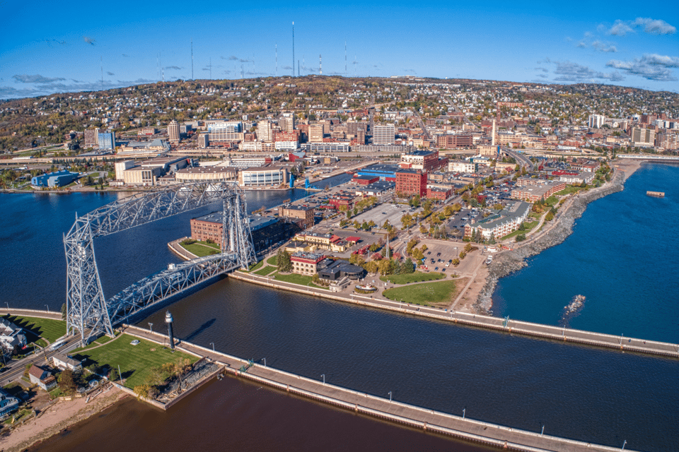 Lake Superior North Shore: Iconic Views Driving Tour - Discovering Gooseberry Falls