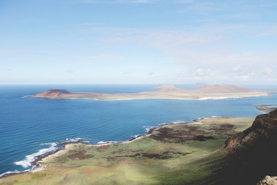 Lanzarote: Jameos Del Agua & North Island for Cruise Guests - Visiting Valley of Palms