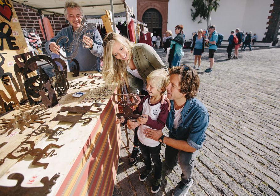 Lanzarote: Teguise Handicraft Market and La Graciosa Island - Discovering La Graciosa Island