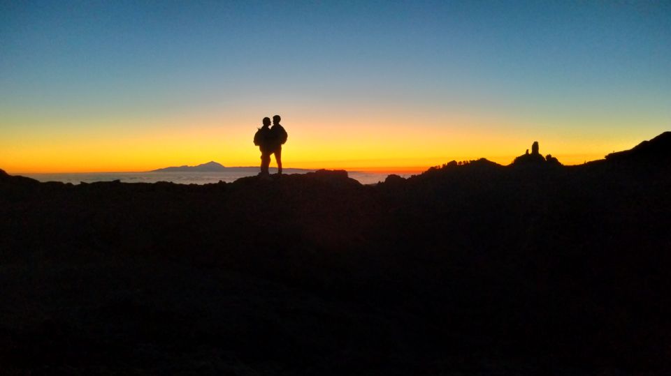 Las Palmas: Sunset & Night Sky Guided Astronomy Hiking Tour - Meeting Point and Logistics