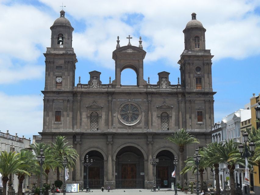 Las Palmas: Tapas and Drinks in the Beauty of the Old City - Vibrant Nightlife Experience