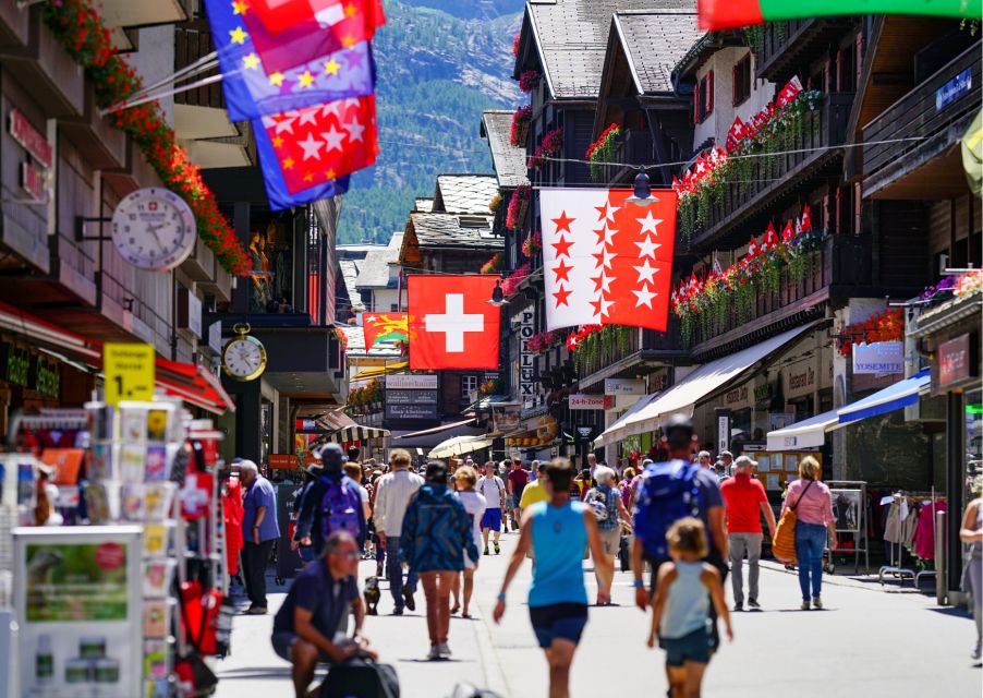 Lucerne: Private Walking Tour With Panoramic Yacht Cruise - Booking Process and Cancellation Policy