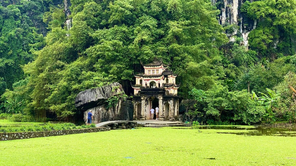 LUXURY FULL DAY NINH BINH TOUR FROM HANOI - Bich Dong Pagoda Visit