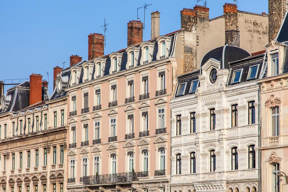 Lyon Jewish Heritage and Old Town Private Tour - Jewish History in Roman Lugdunum