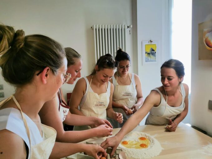 Making Handmade Pasta in Bologna - Contacting the Instructor