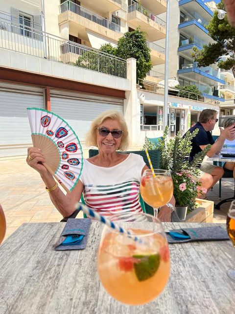 Mallorca/Porto Cristo: Design Your Own Spanish Hand Fan - Booking and Pricing Details