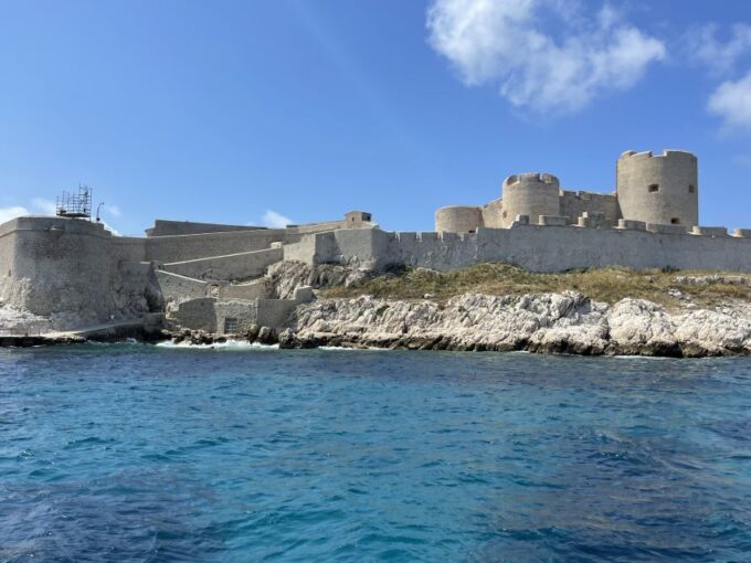 Marseille: Boat Tour With Stop on the Frioul Islands - Tips for Tour Participants