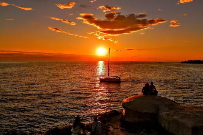 Medulin: Private Sunset Cruise With Dolphin Watching - Accessibility and Suitability