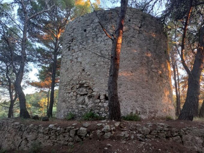 Meeting Point: Obala Kneza Branimira 27A - Discovering Osljak Island