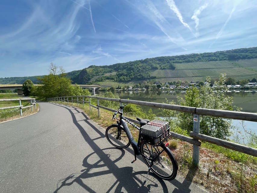 Mosel: Bike and Boat Tour With Picnic and Wine Tasting - Customer Reviews Summary