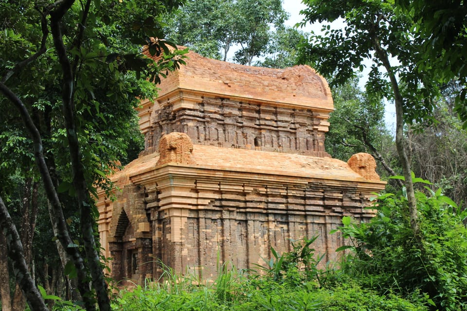 My Son Sanctuary Tour From Da Nang - What to Bring on the Tour