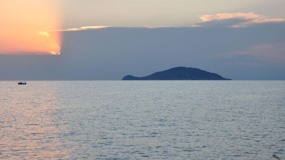 N. Marmaras: W Sithonia Sunset Coves & Islets Sailboat Tour - Frequently Asked Questions