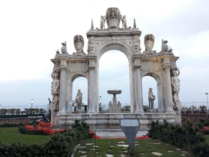 Naples Tour Old Town and Lunch Wine Tasting - Booking and Cancellation Policy