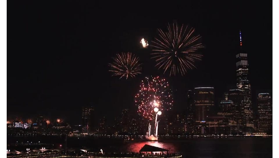 New York City Skyline & 4th of July Fireworks - Transportation and Guide