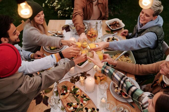 New York, Queens Culinary Stroll & Cultural Tour on Foot - Tour Guide and Expertise