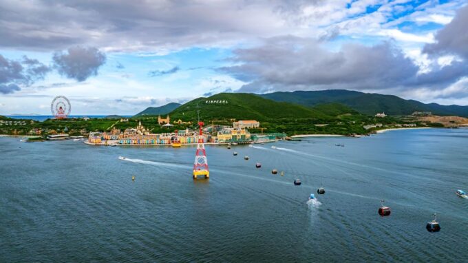 Nha Trang: Vinwonders Entry Ticket With Optional Cable Car - Customer Reviews and Ratings