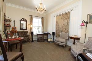 Olallieberry Inn Bed and Breakfast - Nearby Attractions and Activities