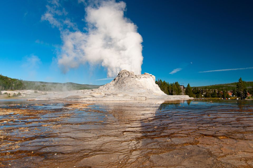 Old Faithful, West Thumb & Grand Prismatic Audio Tours - Highlights: Castle Geyser