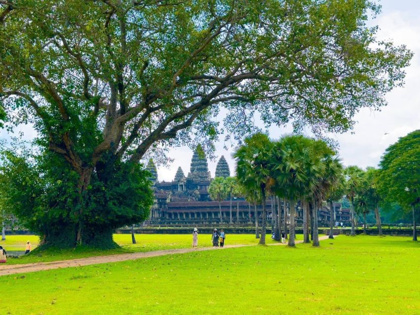 One-Day Small Circuit Tour: Angkor Wat, Bayon, Ta Prohm - Visitor Information