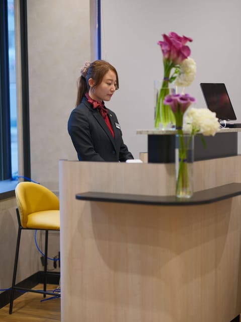 Osaka Umeda City Terminal: Premium Lounge Entry - Transportation Options