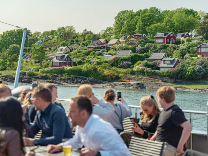 Oslo: Electric Boat Cruise With Brunch - Booking and Cancellation Policy