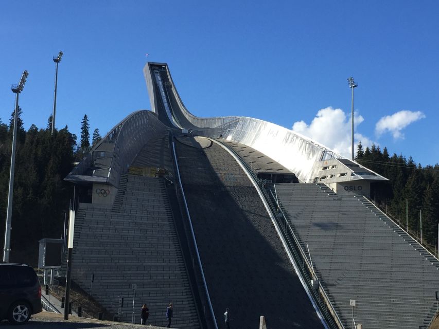 Oslo: Panoramic View and Sculpture Park Walk - Exploring Vigeland Sculpture Park