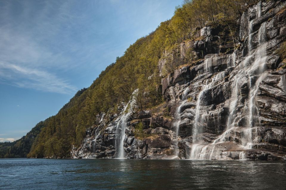 Øystese: Private RIB Fjord Tour & Secluded Viewpoint Hike - Booking and Cancellation