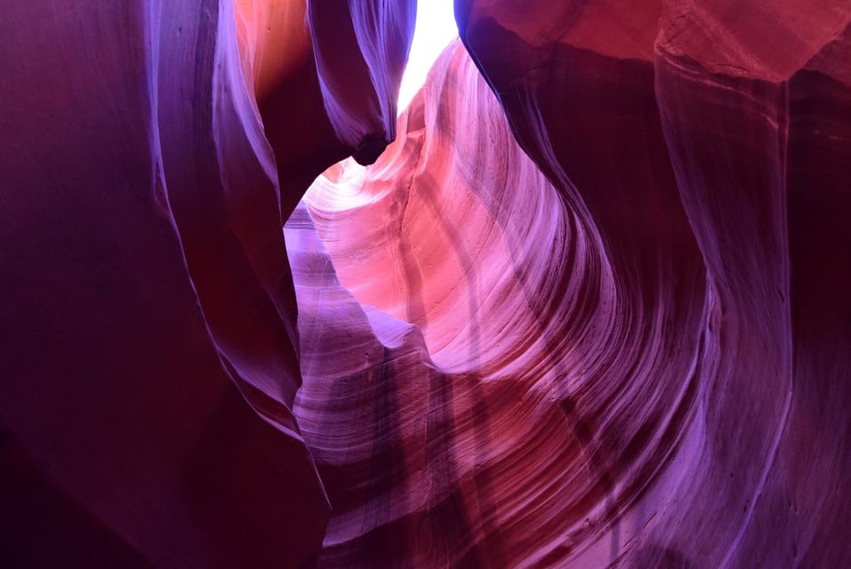 Page: Lower Antelope Canyon Prime-Time Guided Tour - Photography Guidance