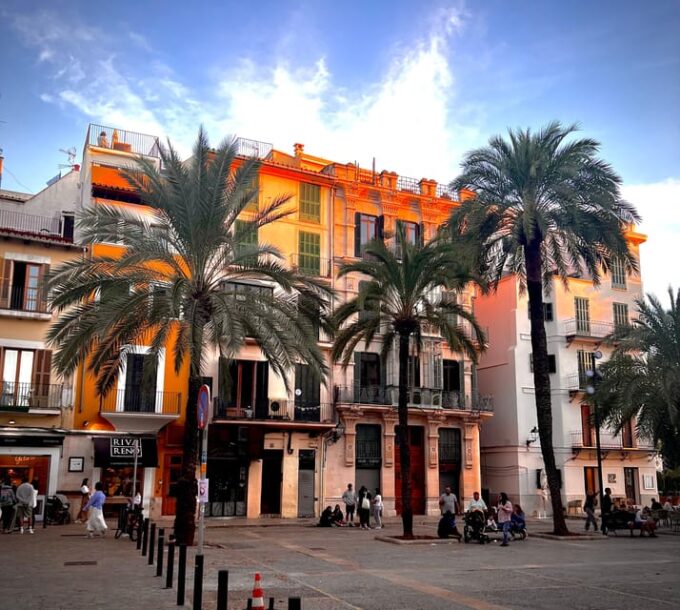 Palma Authentically. City Tour Away From Mass Tourism - Accessible and Wheelchair-Friendly