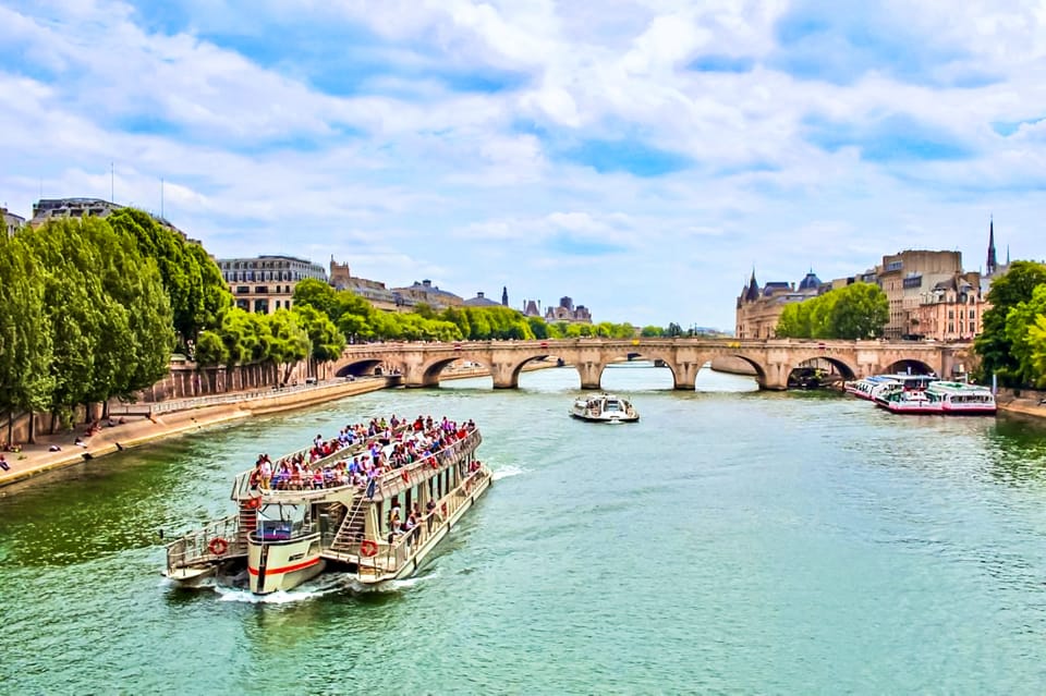 Paris: Seine Cruise & Crepe Tasting Near the Eiffel Tower - Savoring French Crepes