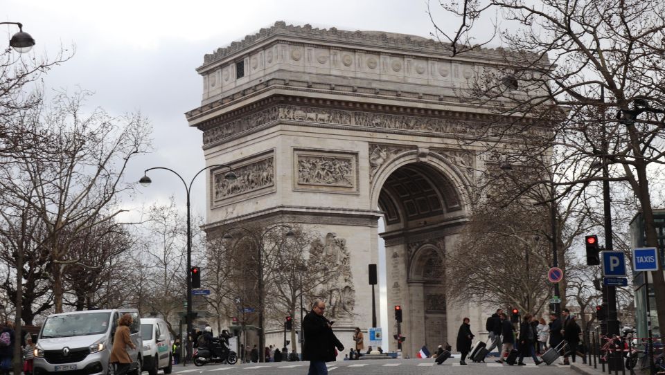 Paris: Top 30 Sites Tour With Expert Guide - Customer Feedback