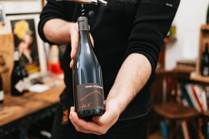 Paris: Wine Tasting Experience With 6 Wines and Cheese Board - Accessibility Features