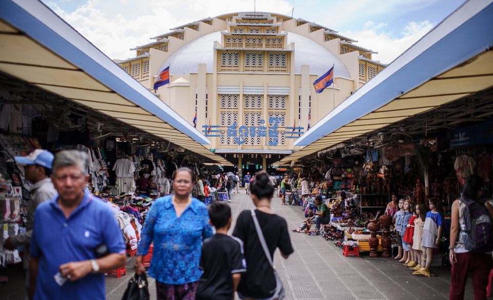 Phnom Penh City Tour by Tuk Tuk With English Speaking Guide - Tips for Travelers