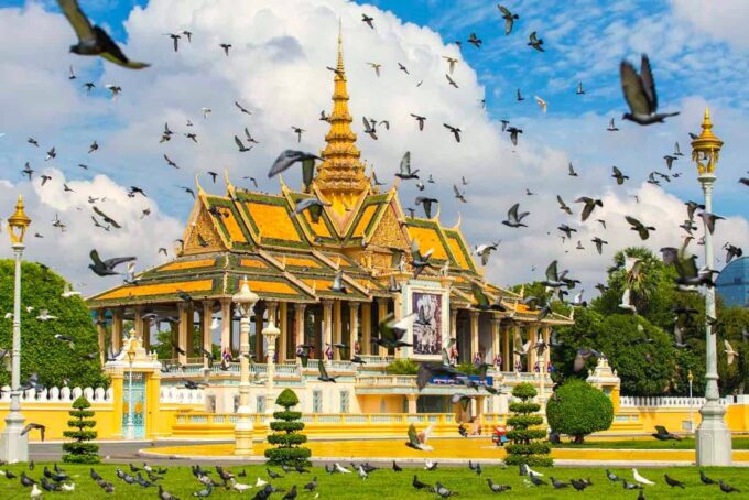 Phnom Penh City Tour & Koh Dach Silk Island Private Day Tour - Customer Feedback and Reviews