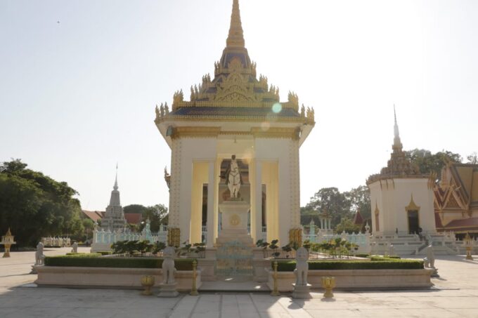 Phnom Penh Private Tour English Local Guide - Customer Feedback and Ratings