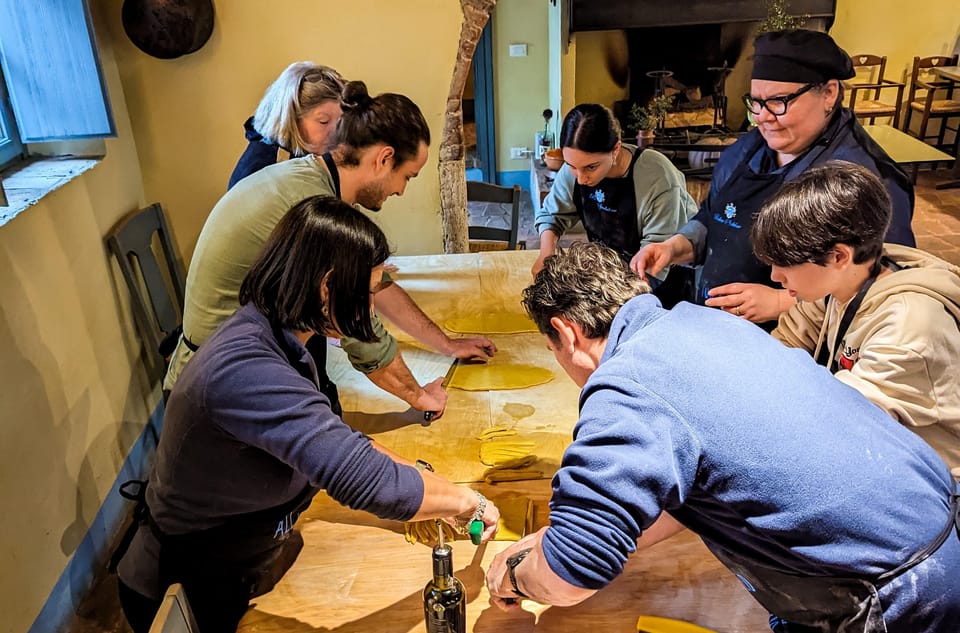 Pienza: Tuscan Cooking Class of Homemade Pastas and Cantucci - Booking Information