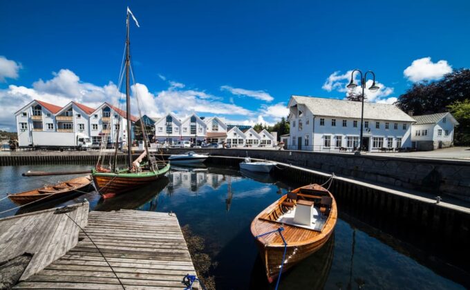 Powerboat Transfer Bergen - Bekkjarvik - Additional Services Provided