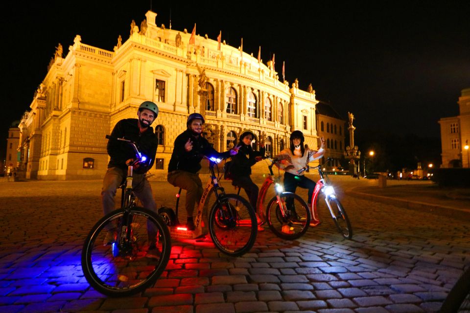 Prague: E-Bike/E-Scooter Viewpoint Tour - Eco-friendly Transportation