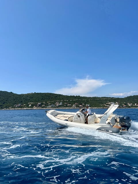 Private Boat Transfer From Split Airport to Island Vis - Meeting Point and Transport