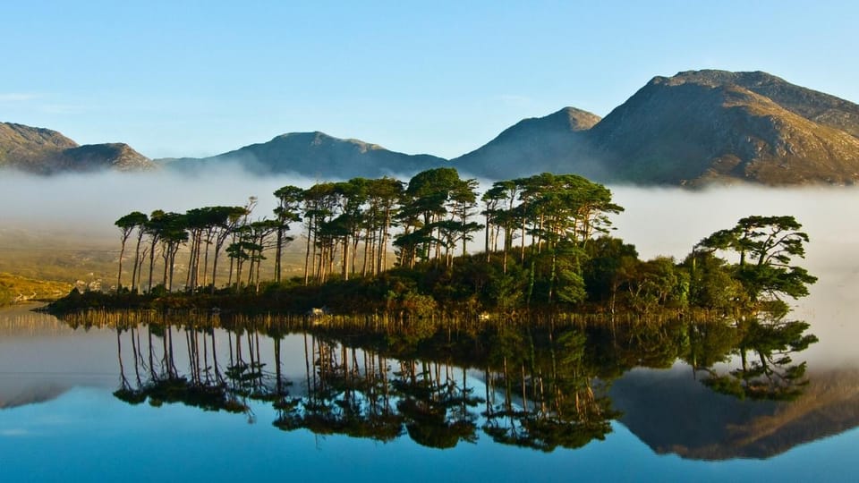 Private Castles of Connemara Tour Departing Galway. Guided. - Inclusions