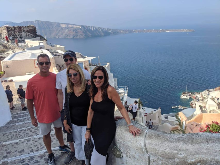 Private Famous Sights Tour With Local Guide in Santorini - Booking and Cancellation Policy