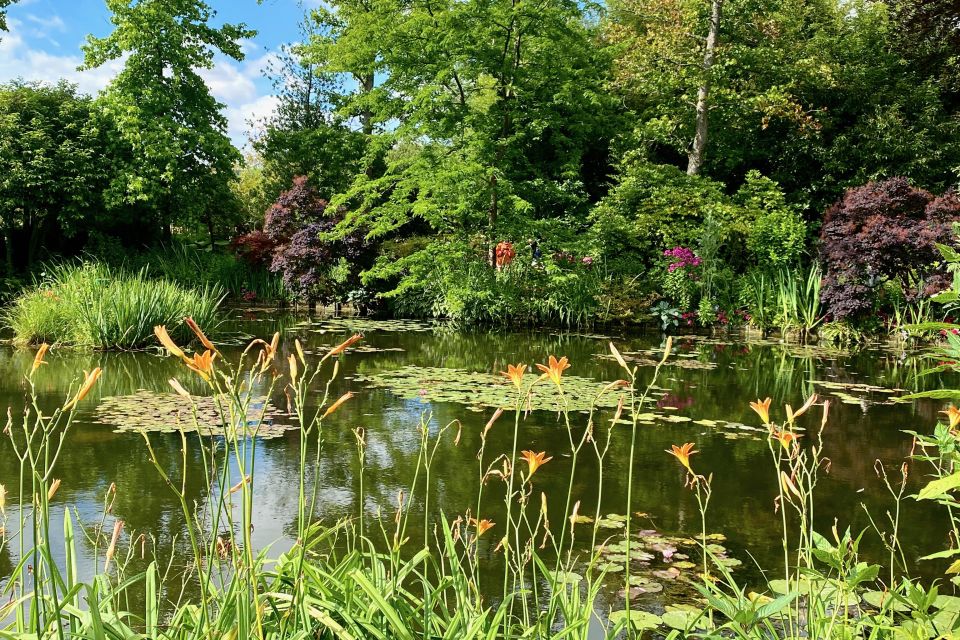 Private Giverny Half-Day Trip From Paris by Mercedes - Tips for Travelers